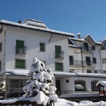 Italia Hotel 3*